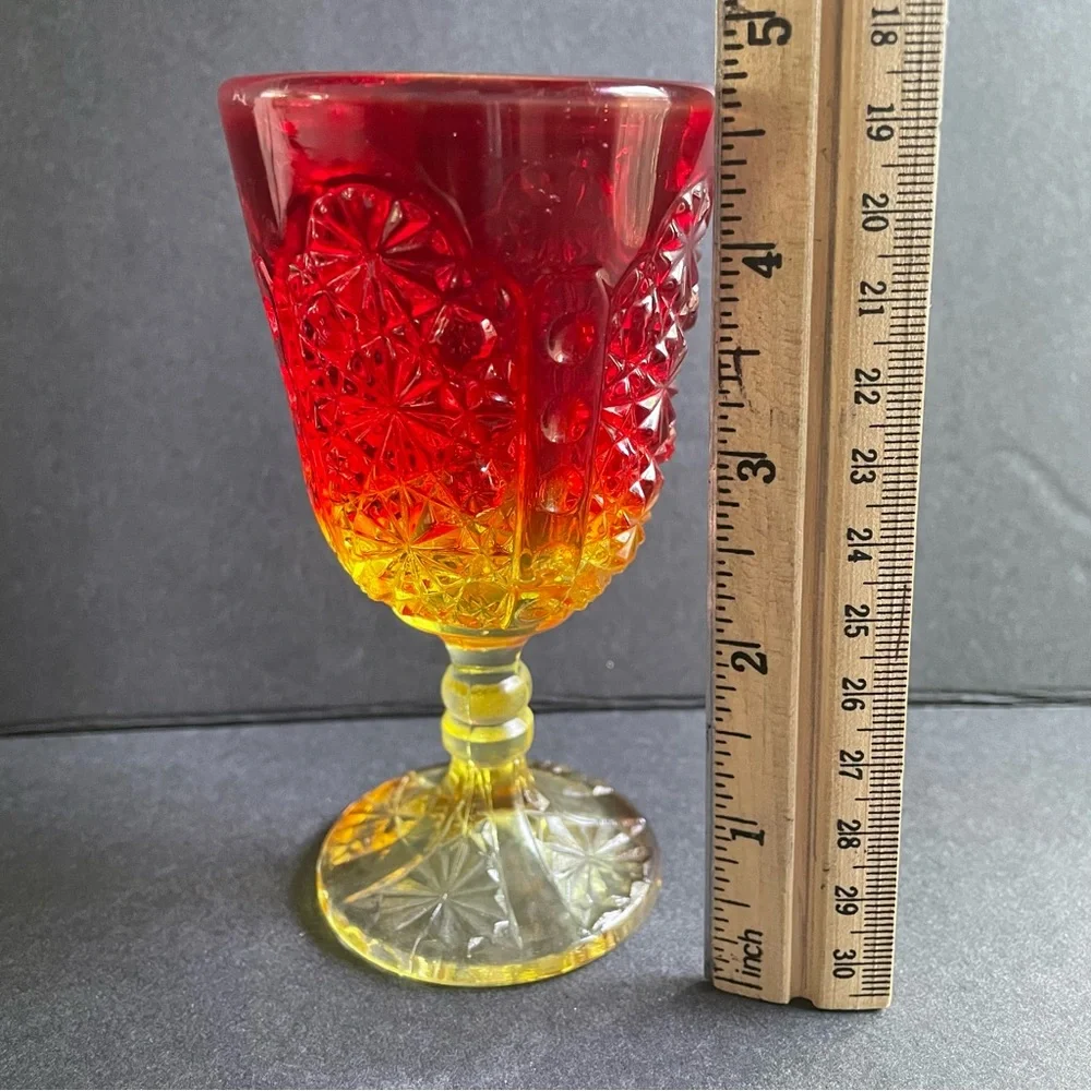 Vintage L.G. Wright Daisy And Button Amberina Wine Cordial Glass Red Yellow